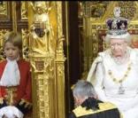 Elizabeth II et son époux le prince Philip célèbrent l'ouverture du Parlement