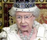 Elizabeth II et son époux le prince Philip célèbrent l'ouverture du Parlement