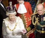 Elizabeth II et son époux le prince Philip célèbrent l'ouverture du Parlement