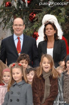 Albert, Stéphanie et Caroline de Monaco ont donné le coup d'envoi des festivités de Noël 