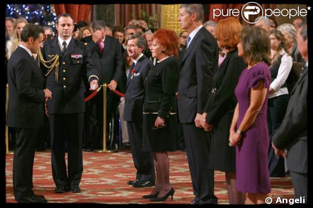 Régine promue officier de la Légion d'honneur à l'Elysée le 18/12/08