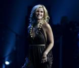 Nelly Furtado, ici aux MTV European Music Awards le mois dernier, se serait-elle secrètement mariée ?