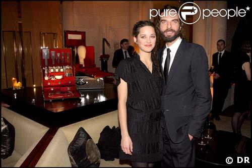 John Nollet présente son hair room service à Marion Cotillard