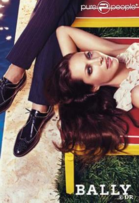 Christy Turlington pour Bally