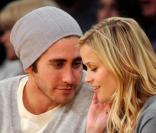 Jake Gyllenhaal et Reese Witherspoon assistent à un match de basket ! 04/01/09