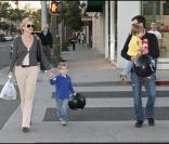Sharon Stone avec ses fils Laird et Quinn, et son toy boy Chase Dreyfous