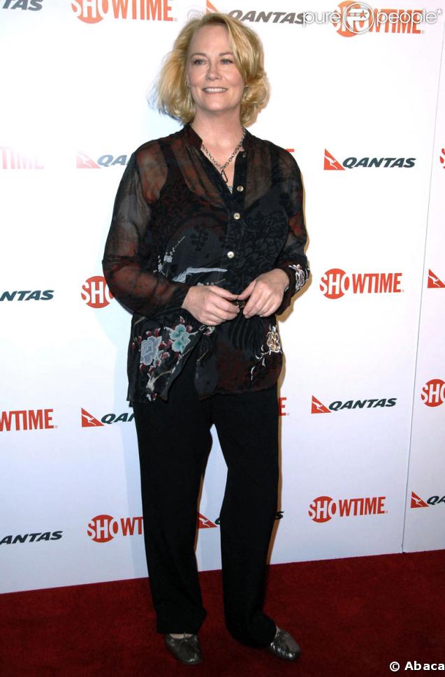 Cybill Shepherd à la Première de la série 