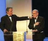 Alain Delon et Georges Cravenne aux César