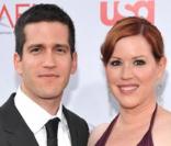 Molly Ringwald et son mari, l'écrivain Panio Gianopoulos 