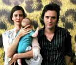 Anna Mouglalis, son compagnon Samuel Benchetrit et leur petite Saul