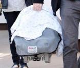 Naomi Watts, Liev Schreiber et leur petit Samuel Kai sont en virée à L.A ! 28/01/09