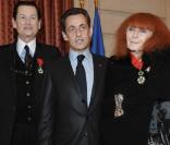 Remise des insignes de la Légion d'honneur à l'Elysée, le 28 janvier 2009 : Jean-Louis Scherrer est fait chevalier, Sonia Rykiel élevée au rang de commandeur.