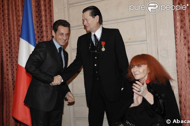 Remise des insignes de la Légion d'honneur à l'Elysée, le 28 janvier 2009 : Jean-Louis Scherrer est fait chevalier, Sonia Rykiel élevée au rang de commandeur.