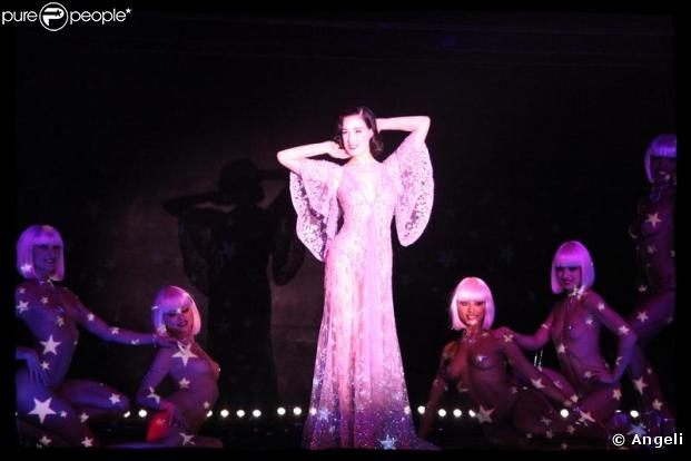 Dita Von Teese répète son show au Crazy Horse, le 28/01/09