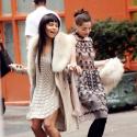 Zoë Kravitz en plein délire ultra glamour avec une copine pour... un shooting de luxe !