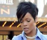 Rihanna a changé de look et on adore son style écolière