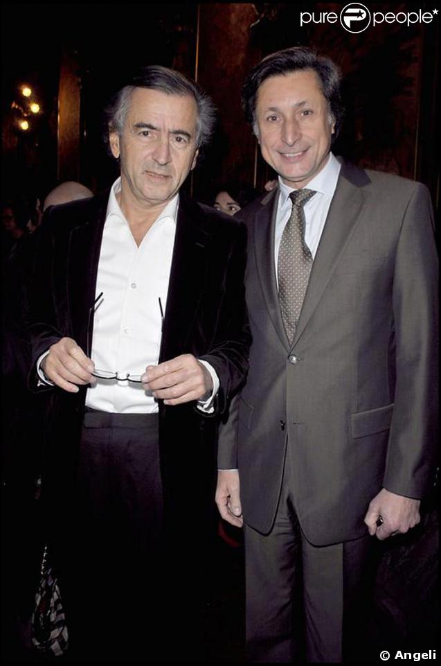 Patrick de Carolis et Bernard Henri Lévy au cinéma pour assister à la première du téléfilm Bernard Henri Levy, la déraison dans l'histoire