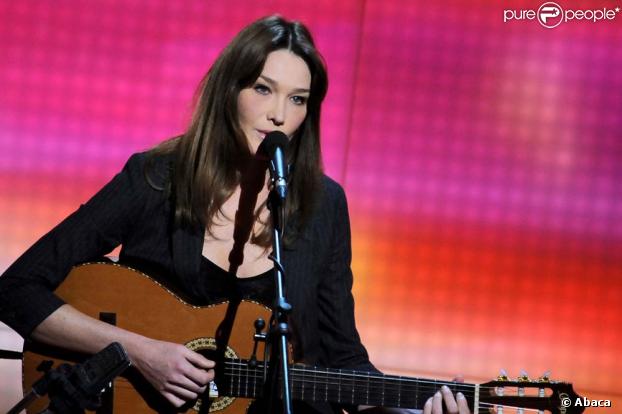 Carla Bruni va enregistrer un duo avec Hugues Aufray