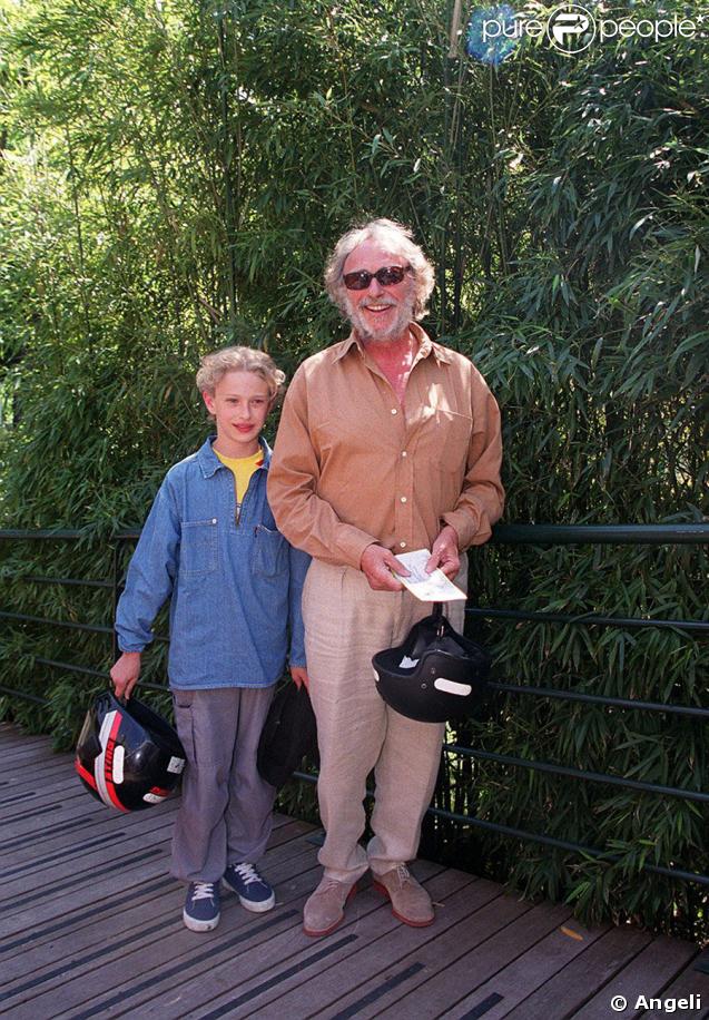 Pierre Richard et son petit-fils Arthur Defays en 1999