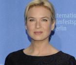 Renée Zellweger a misé sur Balenciaga et Cartier pour le festival de Berlin