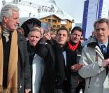 Nicolas Sarkozy dans les rues de Val d'Isère 
