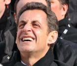 Nicolas Sarkozy dans la tribune, au pied de la face de Bellevarde 