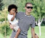 Heidi Klum, Johan et Leni jouent en plein air, au plus grand bonheur des enfants ! 06/10/08 