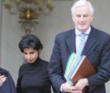 Rachida Dati et Michel barnier à la sortie du Conseil des Ministres