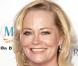 La détective de Clair de Lune, Cybill Shepherd, va gérer un bar... à huîtres !
