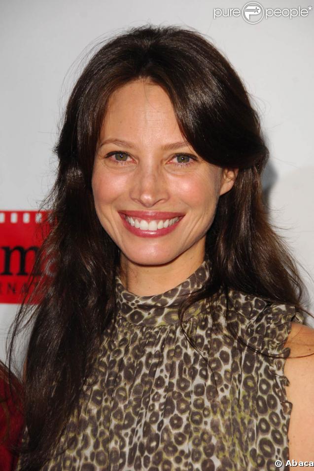 Le mannequin Christy Turlington vient d'avoir 40 ans, le 2 janvier ! 