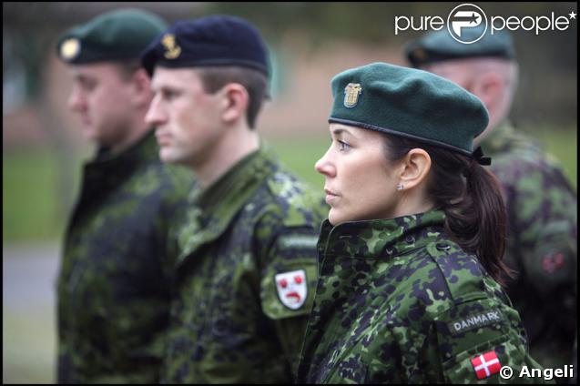 Mary de Danemark a fini sa formation : la princesse est désormais... lieutenant !
