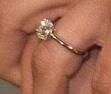 Voici la bague de Victoria de Suède  