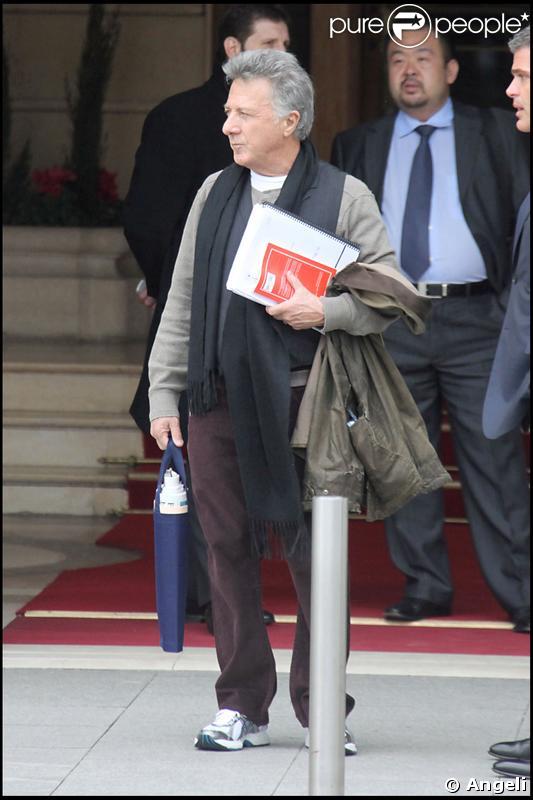 Dustin Hoffman à son arrivée à Paris devant le Ritz