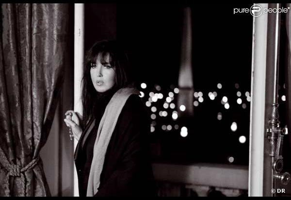 Isabelle Adjani pose pour Lancel