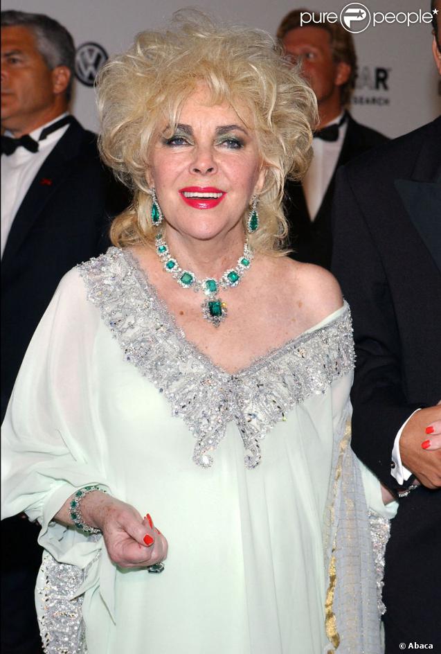 Elizabeth Taylor lors du gala de l'amfAR en 2003 