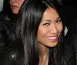 Anggun au défilé Gaspard Yurkievich's automne-hiver 2009/2010 lors de la Fashion Week parisienne le 6/03/09