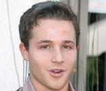 Shawn Pyfrom qui joue le fils de Bree dans Desperate Housewives, s'est également rendu au gala 