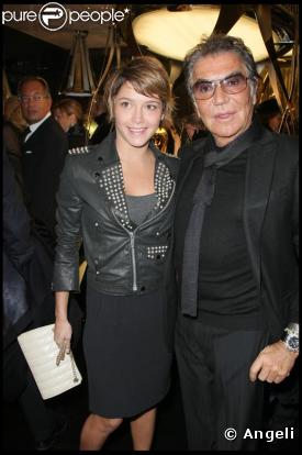 Emma De Caunes et Roberto Cavalli à l'inauguration de la boutique Cavalli samedi soir à Paris