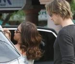 Halle Berry, son compagnon Gabriel et sa petite Nahla, balade en famille à Malibu