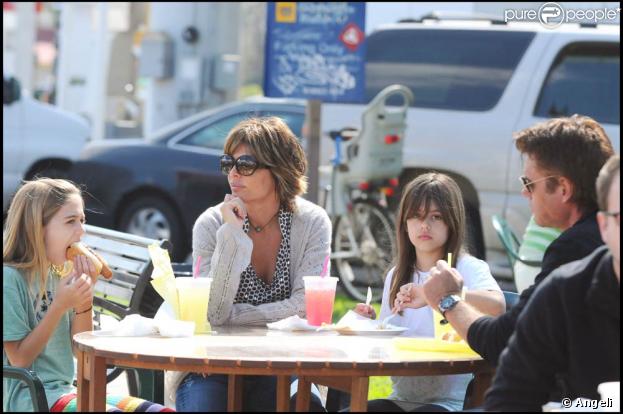 Lisa Rinna en famille (avec son mari et ses filles)