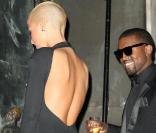 Alors là, il fallait oser ! La sculpturale Amber Rose, en combinaison moulante et dos nu, a accompagné Kanye West durant toute la Fashion Week parisienne, qui s'est tenue début mars 2009 !