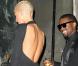Alors là, il fallait oser ! La sculpturale Amber Rose, en combinaison moulante et dos nu, a accompagné Kanye West durant toute la Fashion Week parisienne, qui s'est tenue début mars 2009 !