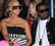 Amber Rose, à l'instar de Philippe Manoeuvre, la belle quitte rarement ses lunettes. Elle a accompagné Kanye West durant toute la Fashion Week parisienne, qui s'est tenue début mars 2009 !