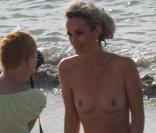La superbe Laeticia Hallyday, en séance shooting à Saint-Barthélémy, les 28 février, 1er et 2 mars 2009.