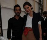 Milla Jovovich et Marc Jacobs défilé Louis Vuitton prêt-à-porter Automne/Hiver de la Fashion Week - le 12 mars 2009