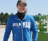 Martina Hingis au soleil du Portugal, en mars 2009, fan de sport équestre.