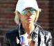 La bimbo Shauna Sand se sent pousser des ailes... avec son adorable fille !