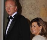 Brice Hortefeux et sa femme à l'Elysée hier soir pour un dîner en l'honneur du président libanais