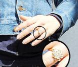 La bague de Christina Ricci