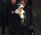 Françoise Hardy à la sortie de l'église